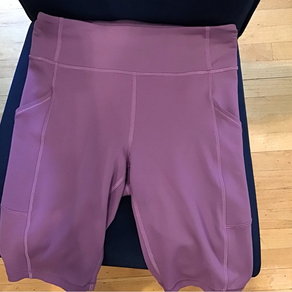 lululemon athletica Grape Mauve Bike Shorts - Picture 2 of 5